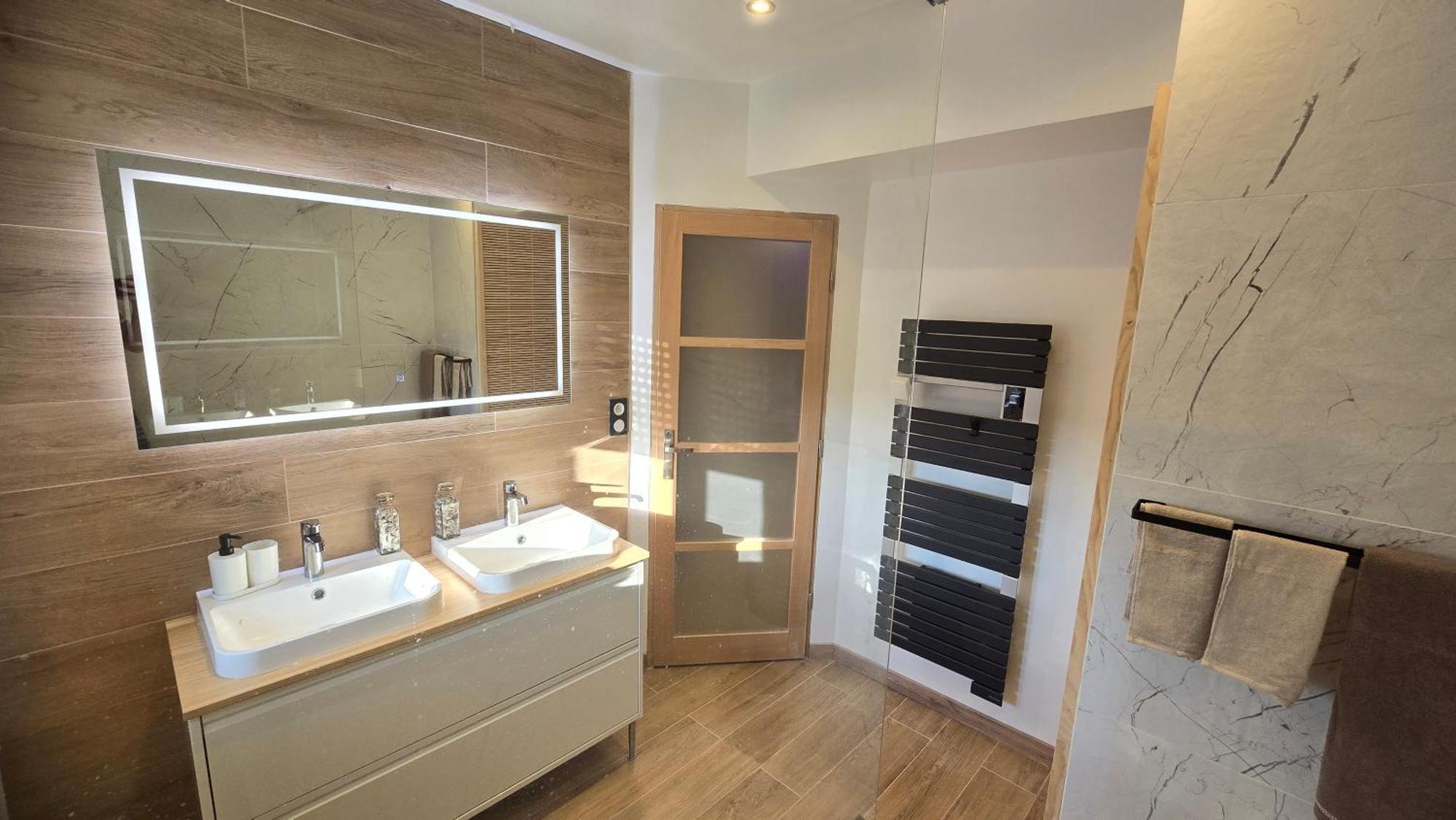 Arkana, Avec 2 Places De Parking Apartment *