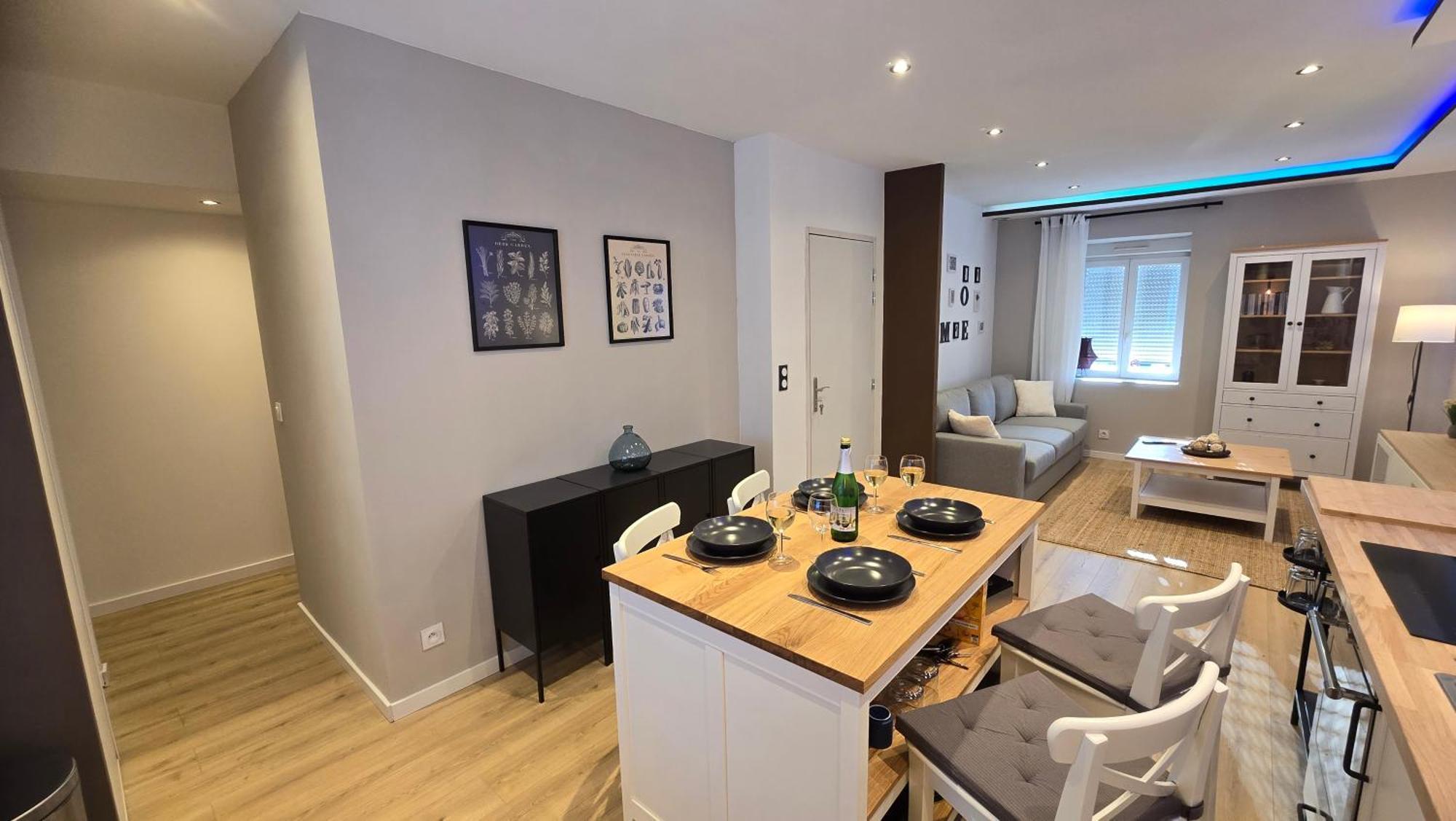 Apartment Arkana, Avec 2 Places De Parking *
